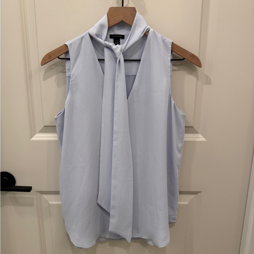Ann Taylor Light Blue Sleeveless Tie-Neck Camisole